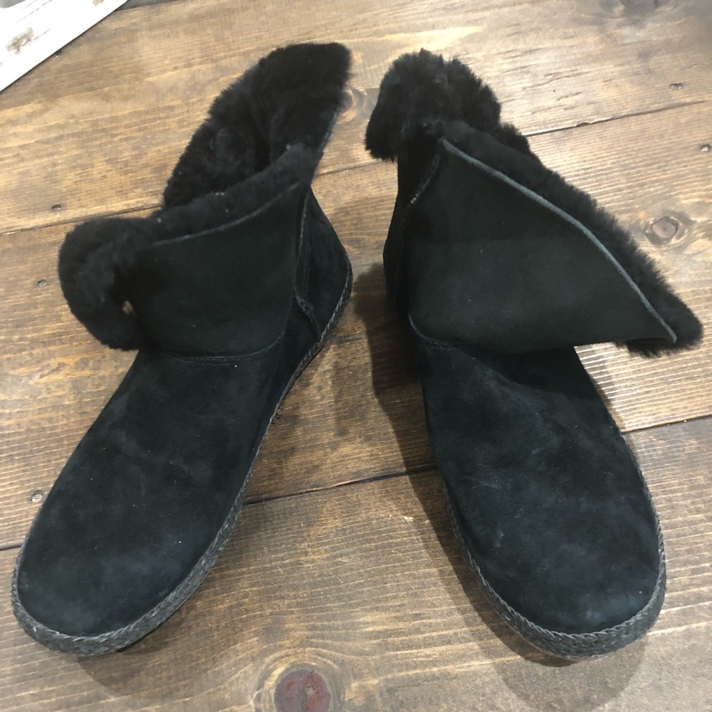 Ugg Slip On Boots